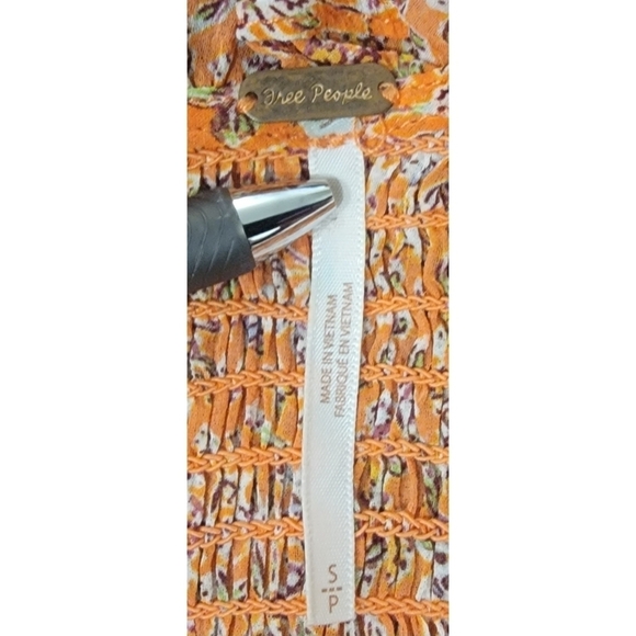 Free People Lela Floral Smocked Chiffon Peasant Blouse size small - Picture 9 of 10